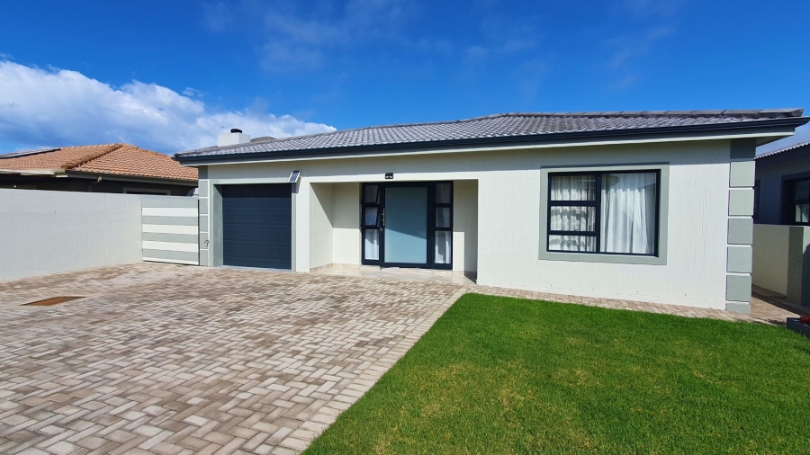 2 Bedroom Property for Sale in Dana Bay Western Cape